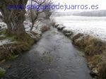 Desde el puente de la carretera de Arlazón, río abajo.
